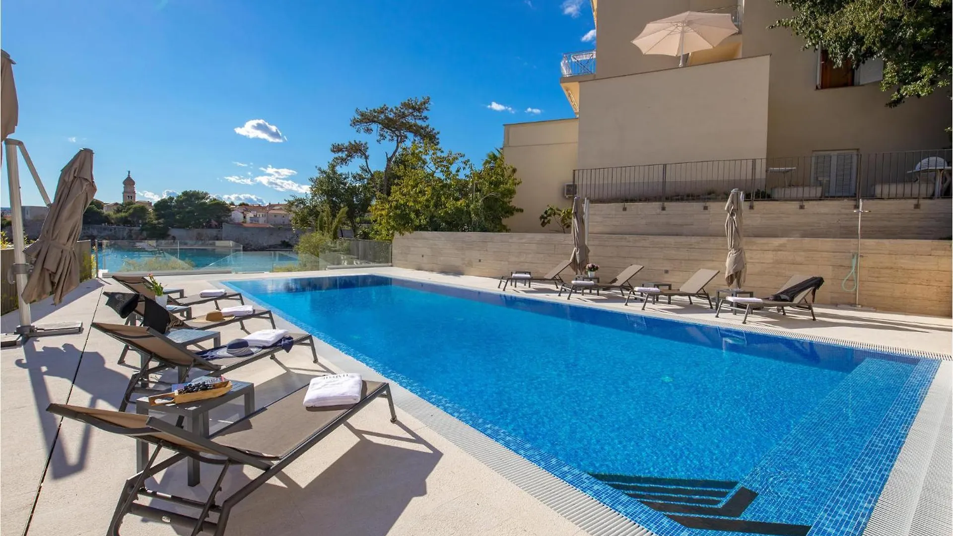 Amazing Apartment In Krk With Kitchen Krk Town 0*,